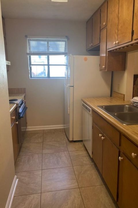 Tiny photo for 2009 Gardenbrook Lane, Tallahassee, FL 32301 (MLS # 394208)