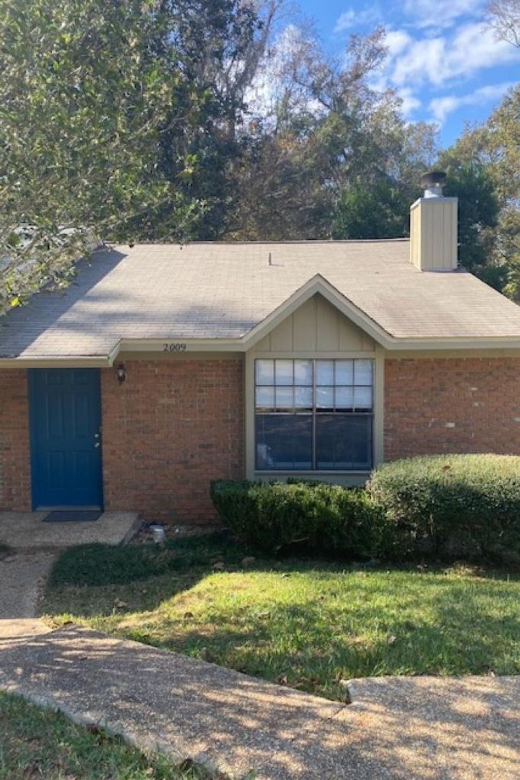 Photo of 2009 Gardenbrook Lane, Tallahassee, FL 32301 (MLS # 394208)