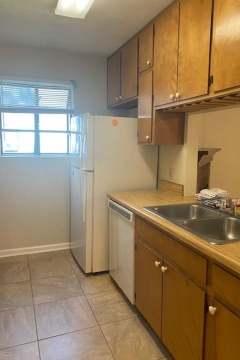 Tiny photo for 2009 Gardenbrook Lane, Tallahassee, FL 32301 (MLS # 394208)