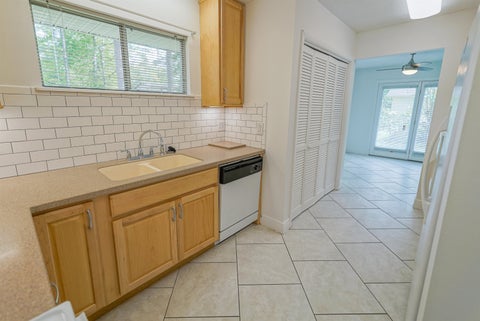 Tiny photo for 251 S Villas Court #A, Tallahassee, FL 32303 (MLS # 402317)