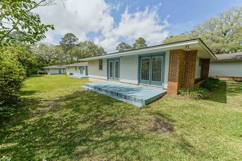 Tiny photo for 251 S Villas Court #A, Tallahassee, FL 32303 (MLS # 402317)