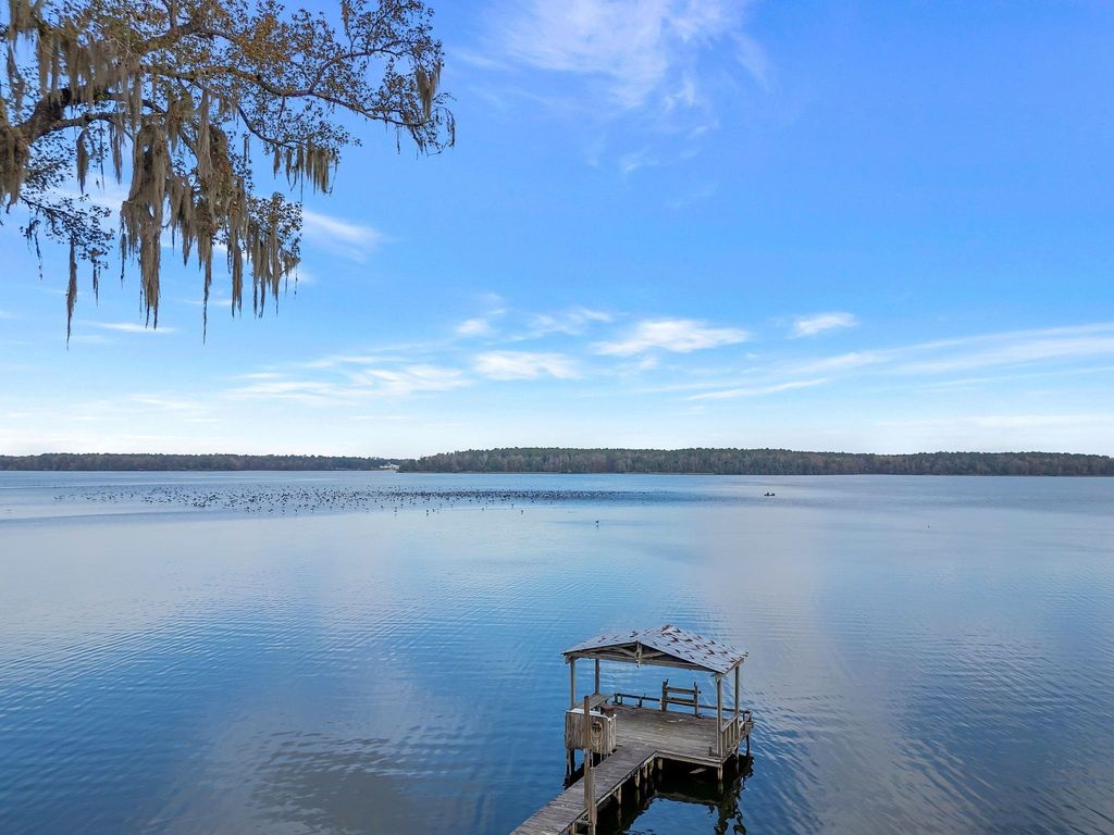 Photo of 1990 Lakepoint Lane, Tallahassee, FL 32310 (MLS # 395380)