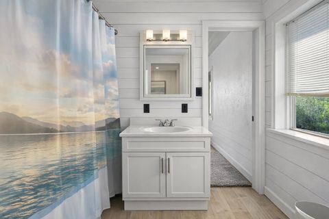 Tiny photo for 1990 Lakepoint Lane, Tallahassee, FL 32310 (MLS # 395380)