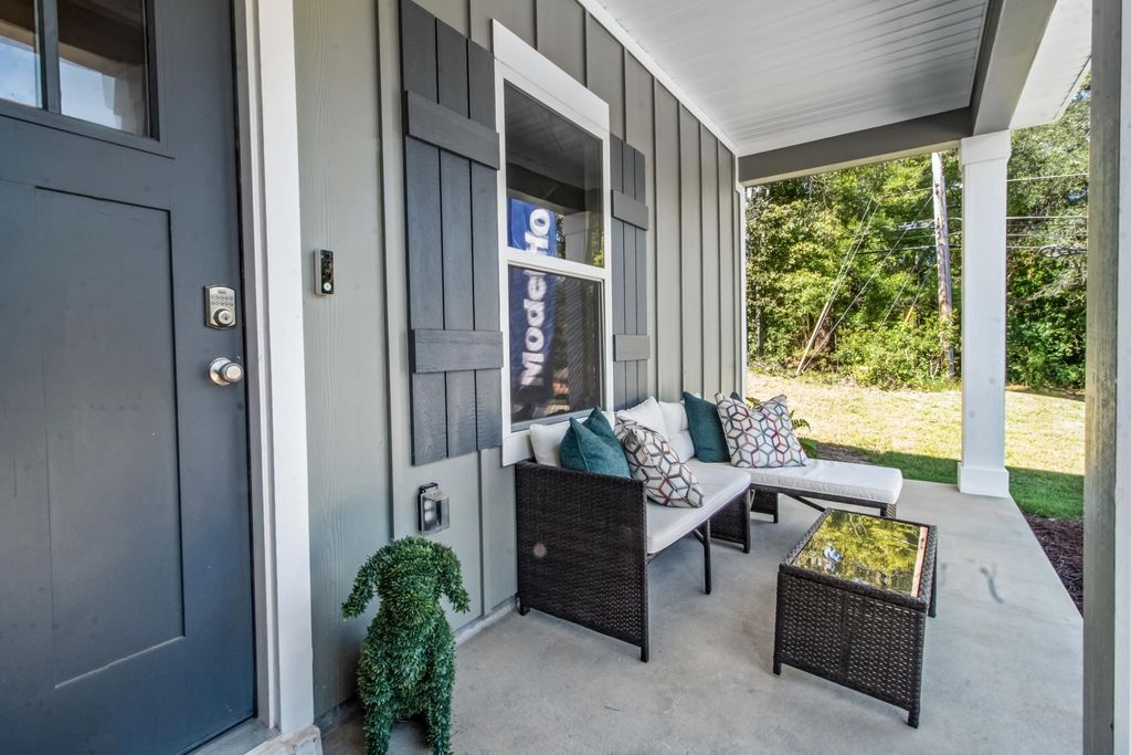 Photo of 2903 Ervine Street, Tallahassee, FL 32308 (MLS # 396289)