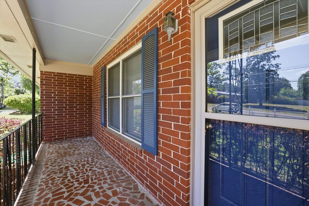 Photo of 2810 MORNINGSIDE Drive, Tallahassee, FL 32301 (MLS # 399140)