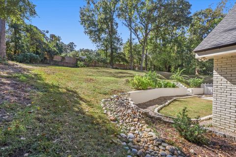 Tiny photo for 2243 Trescott Drive, Tallahassee, FL 32308 (MLS # 392543)