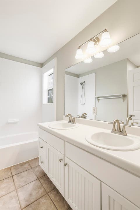 Tiny photo for 3554 Dogwood Valley Trail, Tallahassee, FL 32312 (MLS # 402202)