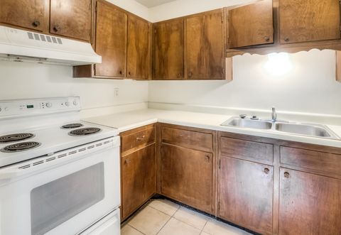 Tiny photo for 1438 N Meridian Road #3, Tallahassee, FL 32303 (MLS # 290025)