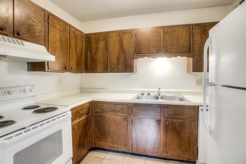 Tiny photo for 1438 N Meridian Road #3, Tallahassee, FL 32303 (MLS # 290025)