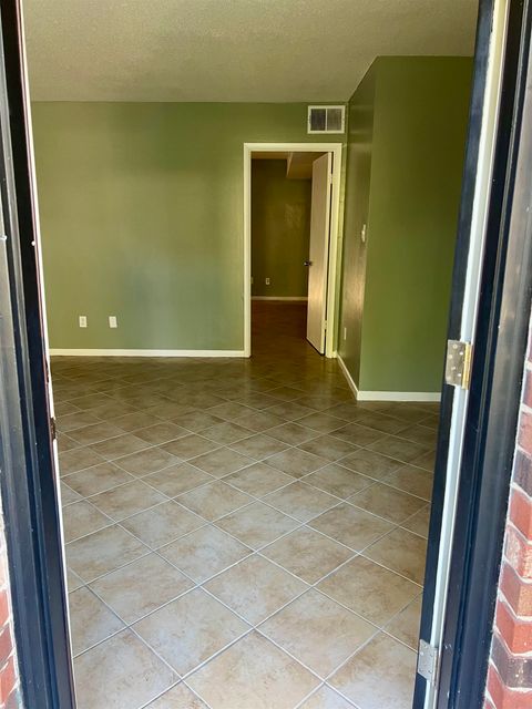 Tiny photo for 1438 N Meridian Road #3, Tallahassee, FL 32303 (MLS # 290025)