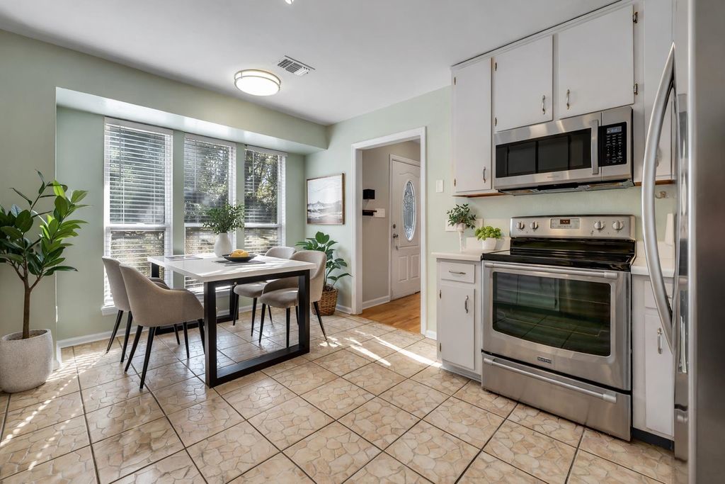 Photo of 810 ALLIEGOOD Avenue, Tallahassee, FL 32303 (MLS # 398218)