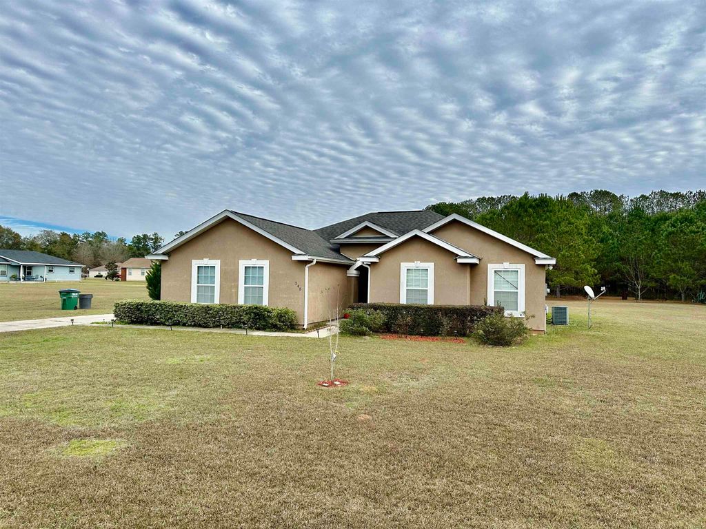 Photo of 245 Makayla Lane, Quincy, FL 32352 (MLS # 394607)