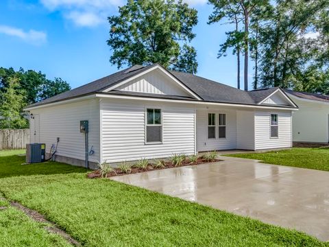 A home in Crawfordville