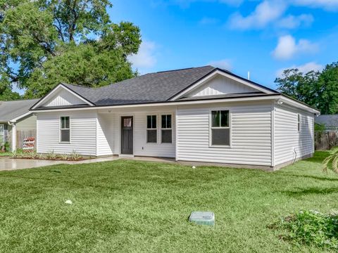 A home in Crawfordville