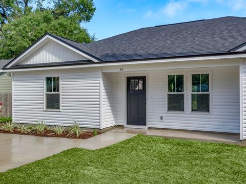 A home in Crawfordville