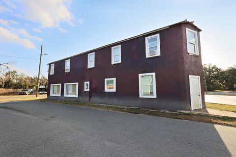 Tiny photo for 804 W Green Street, Perry, FL 32347 (MLS # 397040)