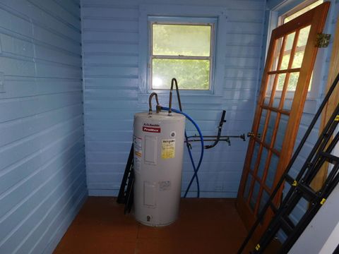 Tiny photo for 221 S Stewart St, Quincy, FL 32351 (MLS # 398995)