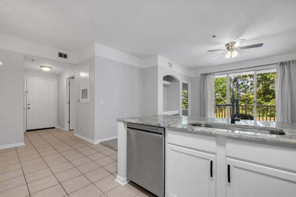Photo of 2801 Chancellorsville Drive #1218, Tallahassee, FL 32312 (MLS # 387003)