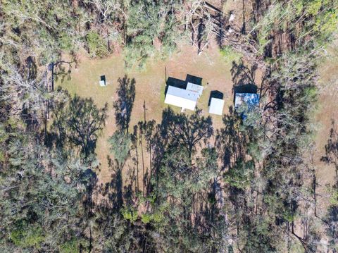 A home in Pinetta (Madison County)