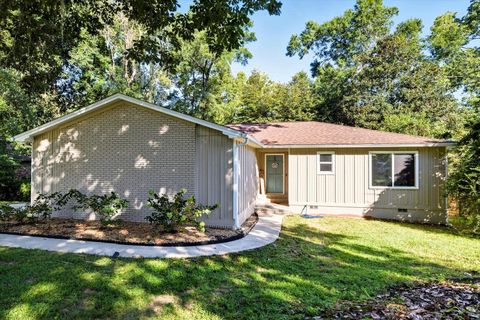 Tiny photo for 2408 Debden Court, Tallahassee, FL 32309 (MLS # 396116)