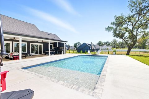 Tiny photo for 2351 Maple Leaf Way, Tallahassee, FL 32311 (MLS # 398291)