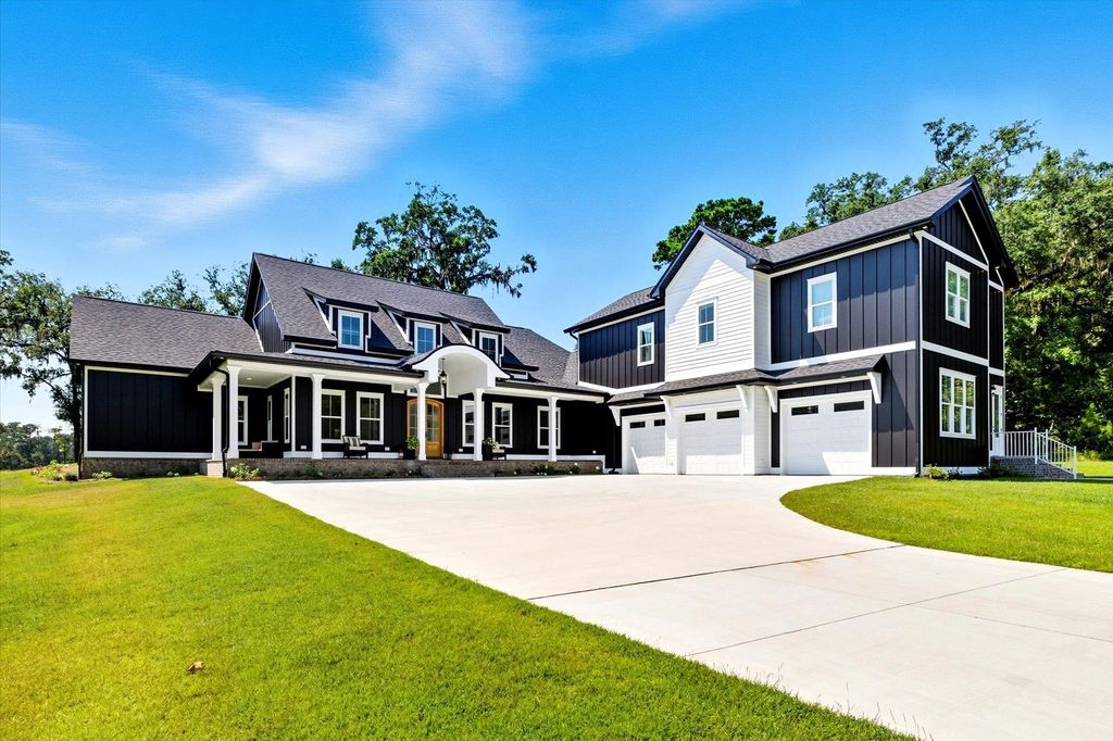 Photo of 2351 Maple Leaf Way, Tallahassee, FL 32311 (MLS # 398291)