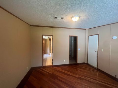 Tiny photo for 228 Bruce Road, Havana, FL 32333 (MLS # 396939)