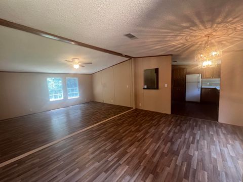 Tiny photo for 228 Bruce Road, Havana, FL 32333 (MLS # 396939)