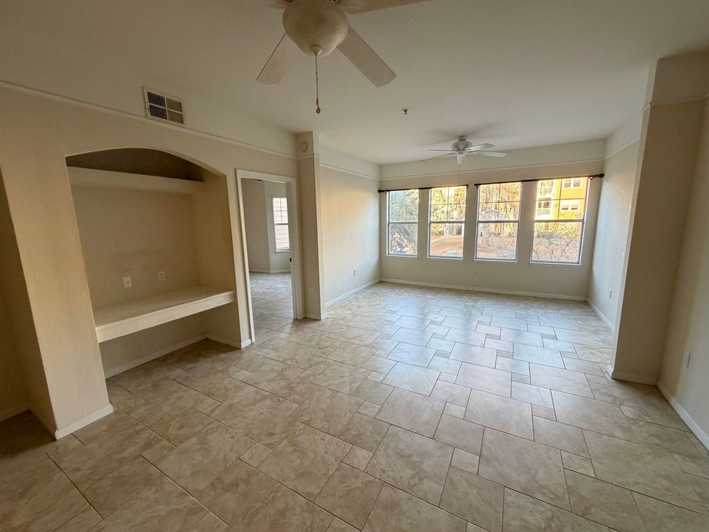 Photo of 2801 CHANCELLORSVILLE Drive #925, Tallahassee, FL 32312 (MLS # 395863)