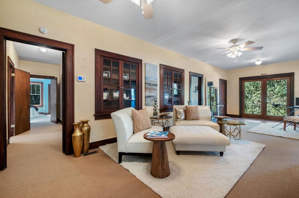 Photo of 847 E Park Avenue, Tallahassee, FL 32301 (MLS # 395479)