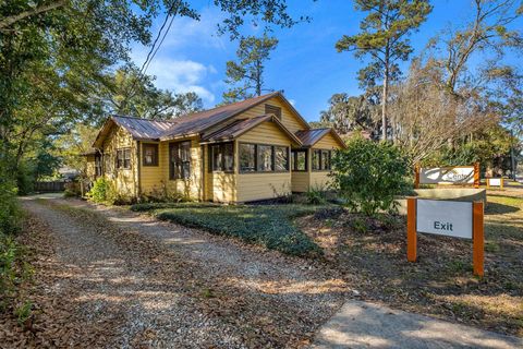 Tiny photo for 847 E Park Avenue, Tallahassee, FL 32301 (MLS # 395479)