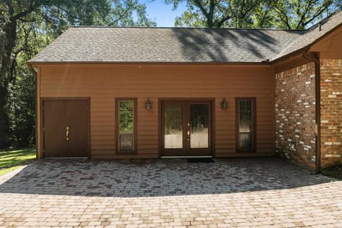 Tiny photo for 814 Maderia Circle, Tallahassee, FL 32312 (MLS # 390084)