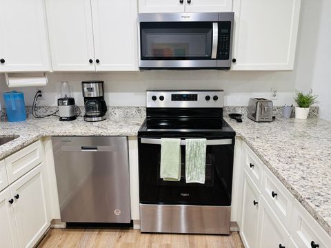 Tiny photo for 1252 High Road, Tallahassee, FL 32304 (MLS # 398530)