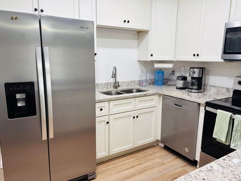 Tiny photo for 1252 High Road, Tallahassee, FL 32304 (MLS # 398530)