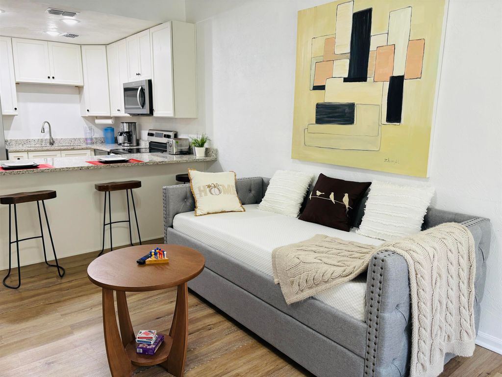 Photo of 1252 High Road, Tallahassee, FL 32304 (MLS # 398530)