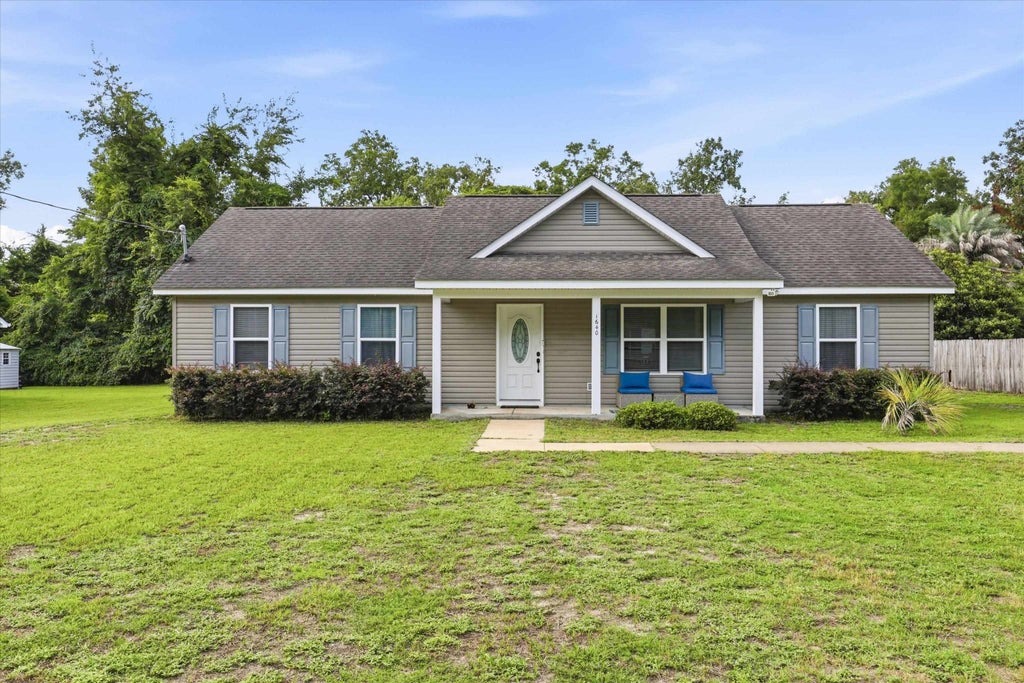 Photo of 1640 Dr Mlk Jr Memorial Road, Crawfordville, FL 32327 (MLS # 402476)