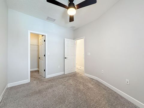 Tiny photo for 7441 Beach Walk PL Place, Jacksonville, FL 32256 (MLS # 397861)