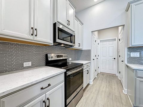 Tiny photo for 7441 Beach Walk PL Place, Jacksonville, FL 32256 (MLS # 397861)