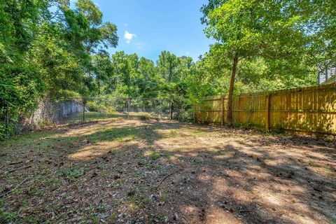 Tiny photo for 2398 Continental Avenue, Tallahassee, FL 32304 (MLS # 391814)
