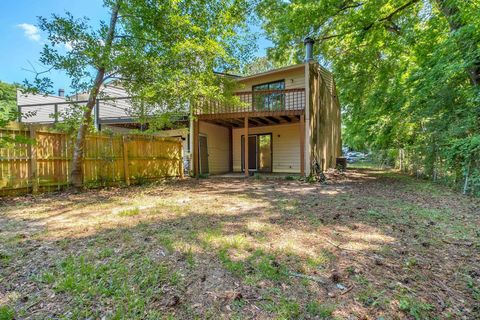 Tiny photo for 2398 Continental Avenue, Tallahassee, FL 32304 (MLS # 391814)