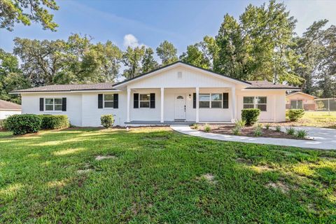 Photo of 1502 Coleman Street, Tallahassee, FL 32310 (MLS # 402911)