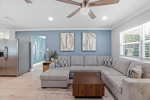 Tiny photo for 1502 Coleman Street, Tallahassee, FL 32310 (MLS # 402911)