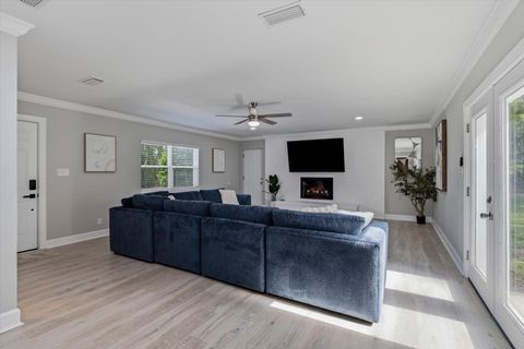 Tiny photo for 1502 Coleman Street, Tallahassee, FL 32310 (MLS # 402911)