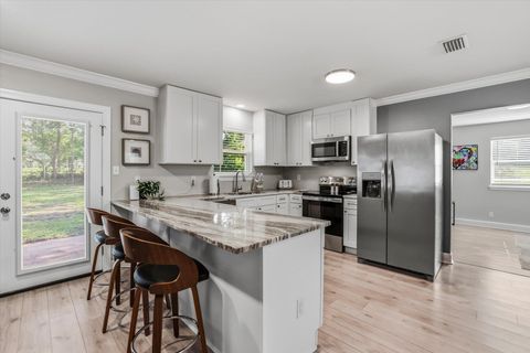 Tiny photo for 1502 Coleman Street, Tallahassee, FL 32310 (MLS # 402911)