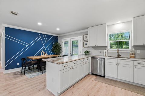 Tiny photo for 1502 Coleman Street, Tallahassee, FL 32310 (MLS # 402911)