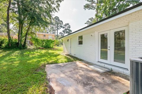 Tiny photo for 1502 Coleman Street, Tallahassee, FL 32310 (MLS # 402911)