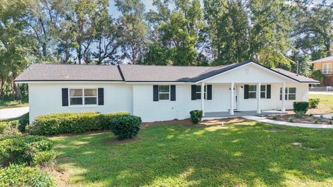 Tiny photo for 1502 Coleman Street, Tallahassee, FL 32310 (MLS # 402911)