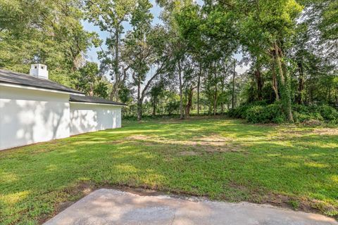 Tiny photo for 1502 Coleman Street, Tallahassee, FL 32310 (MLS # 402911)