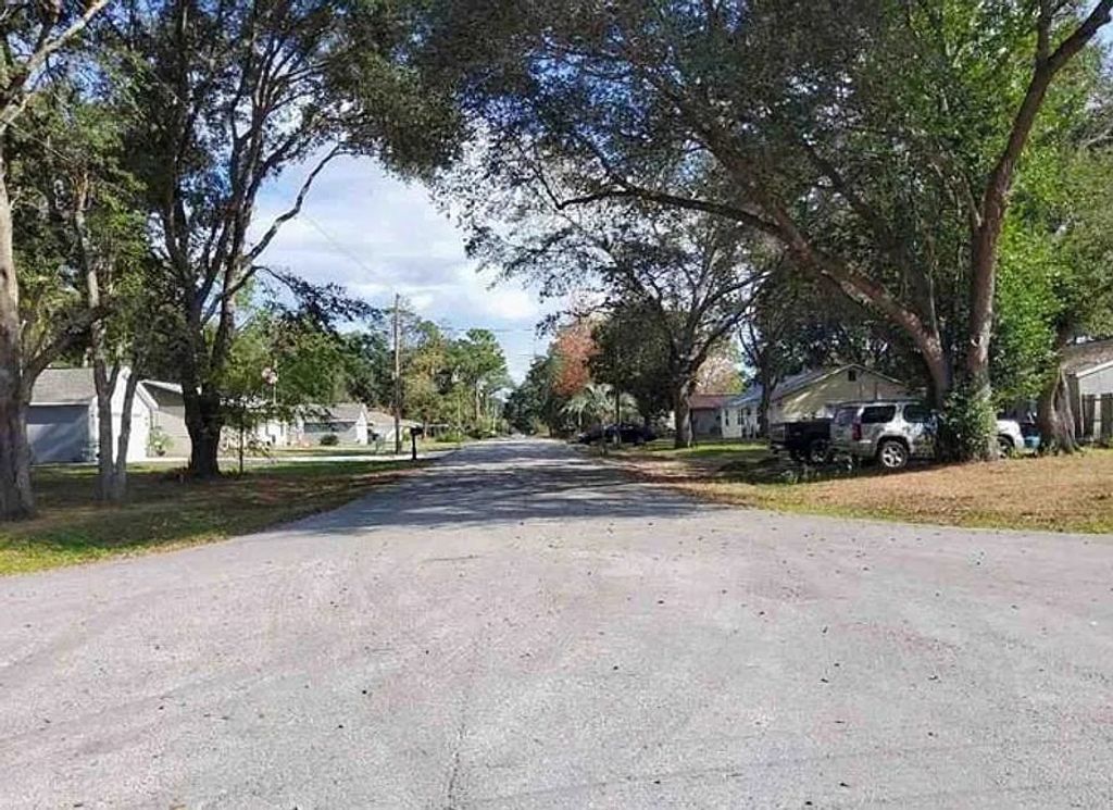 Photo of 43 Cedar Tree Drive, Ocala, FL 34472 (MLS # 397258)