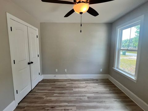 Tiny photo for 19 Hopi Street, Crawfordville, FL 32327 (MLS # 399560)